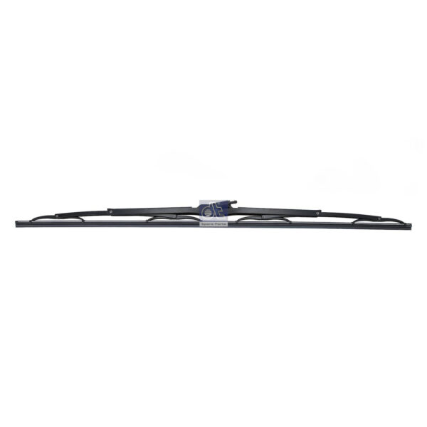 Wiper Blade With Spray Nozzle