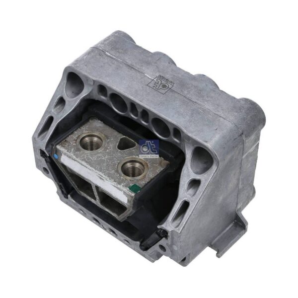 Rear Engine Mounting