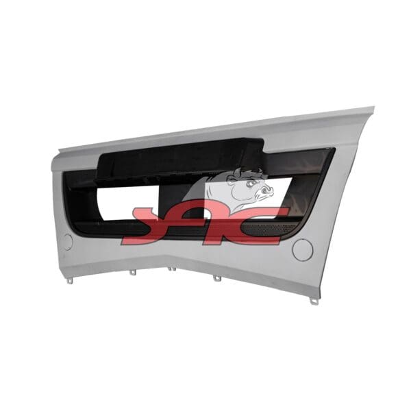 Bumper Centre White 670mm