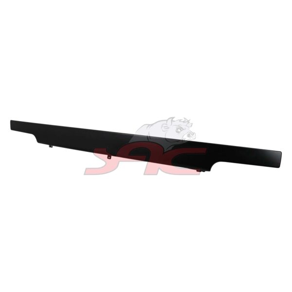 UD 40 FRONT GRILLE UPPER