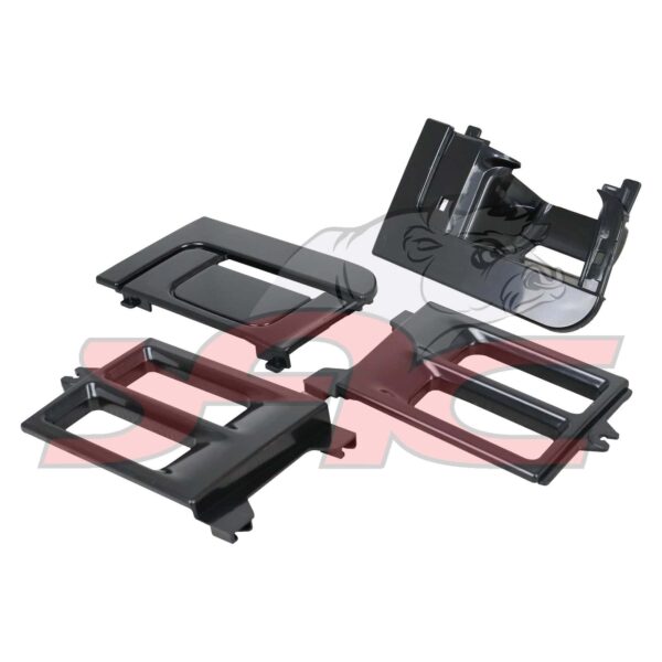 UD QUON 490 BUMPER COVER SET