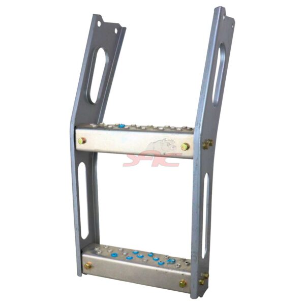 FAW JH6 28.500 FT ADBLUE TANK STEP LADDER RH